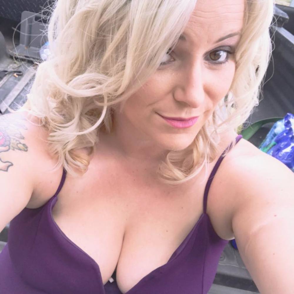 Meet your Posher, Jenny